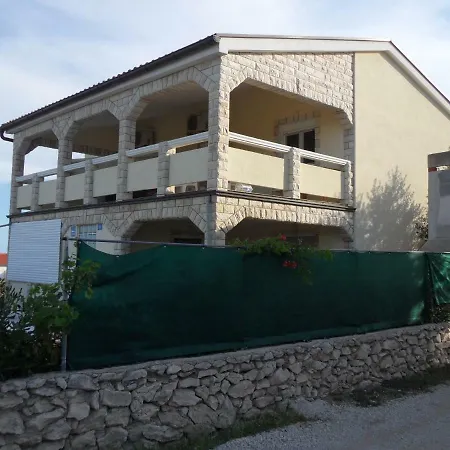 Ruzica Apartman Vir